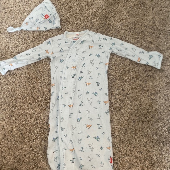 Magnetic Me Gown, size NB-3 months - Picture 1 of 4